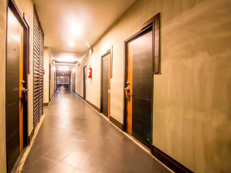 B2 Airport Hotel Csiangmaj Kültér fotó