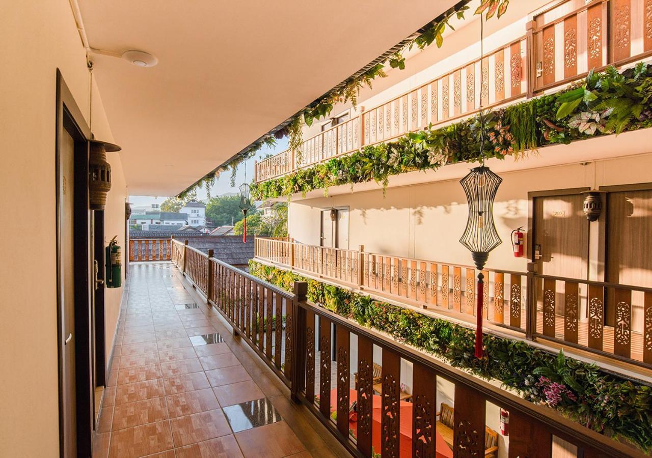 B2 Airport Hotel Csiangmaj Kültér fotó